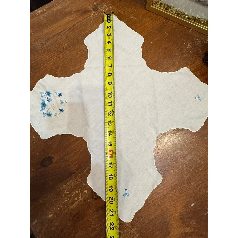 Vintage White Linen Scalloped X-Shape Table Topper Blue Floral Butterfly 21in